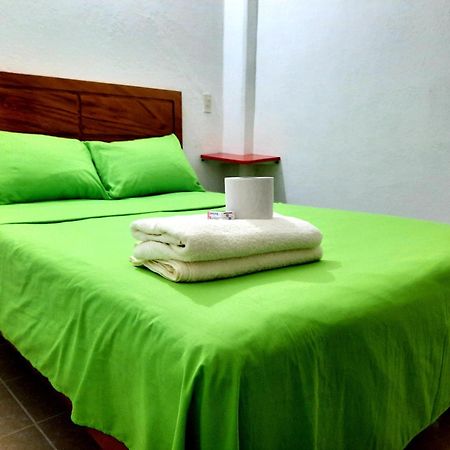 Cataviento Hotel Tecoanapa 外观 照片